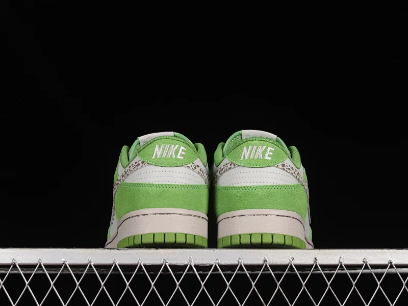 All categories Nk SB Dunk series Nk SB Dunk Low low-top sneakers F version Nk Dunk Low "Safari Swoosh" hunting style SB low-top sports and leisure sneakers DR0156-300